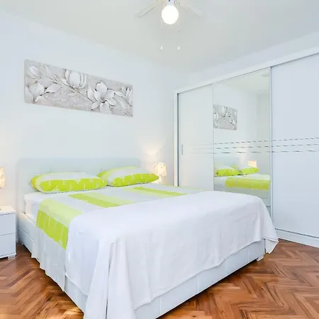 Apartman Heliva